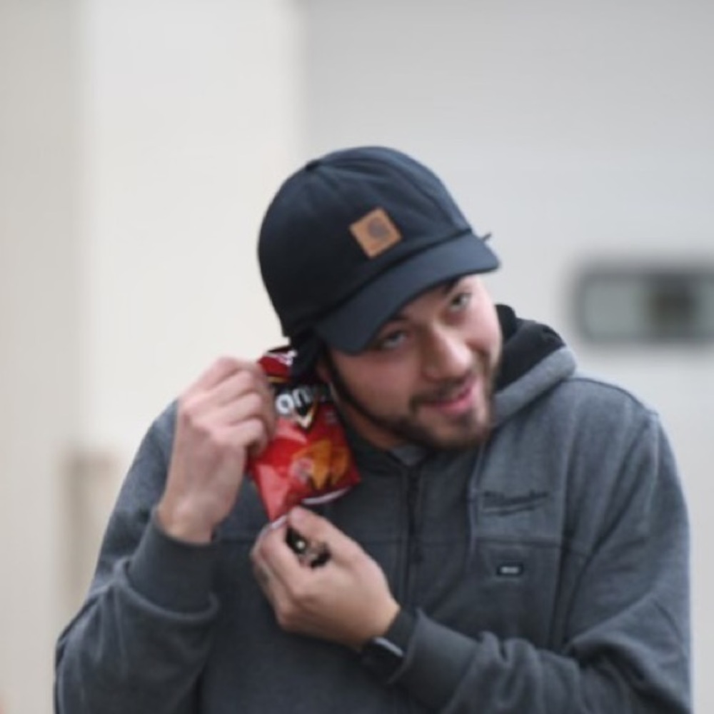 Meet your Posher, Dylan